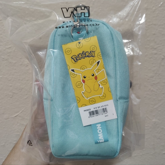 Pokemon Mew Wrist Bag - Picture 5 of 6